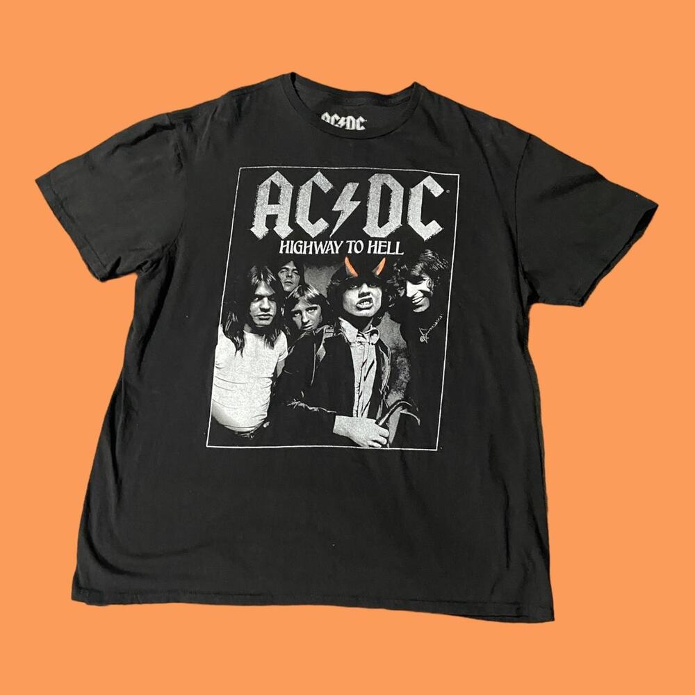 Modern acdc highway to hell tee